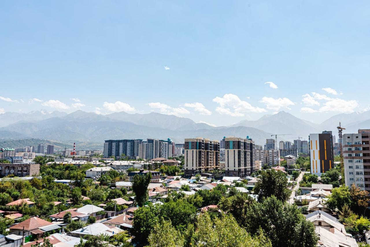Heaven 10 Apartment Almaty Exterior photo
