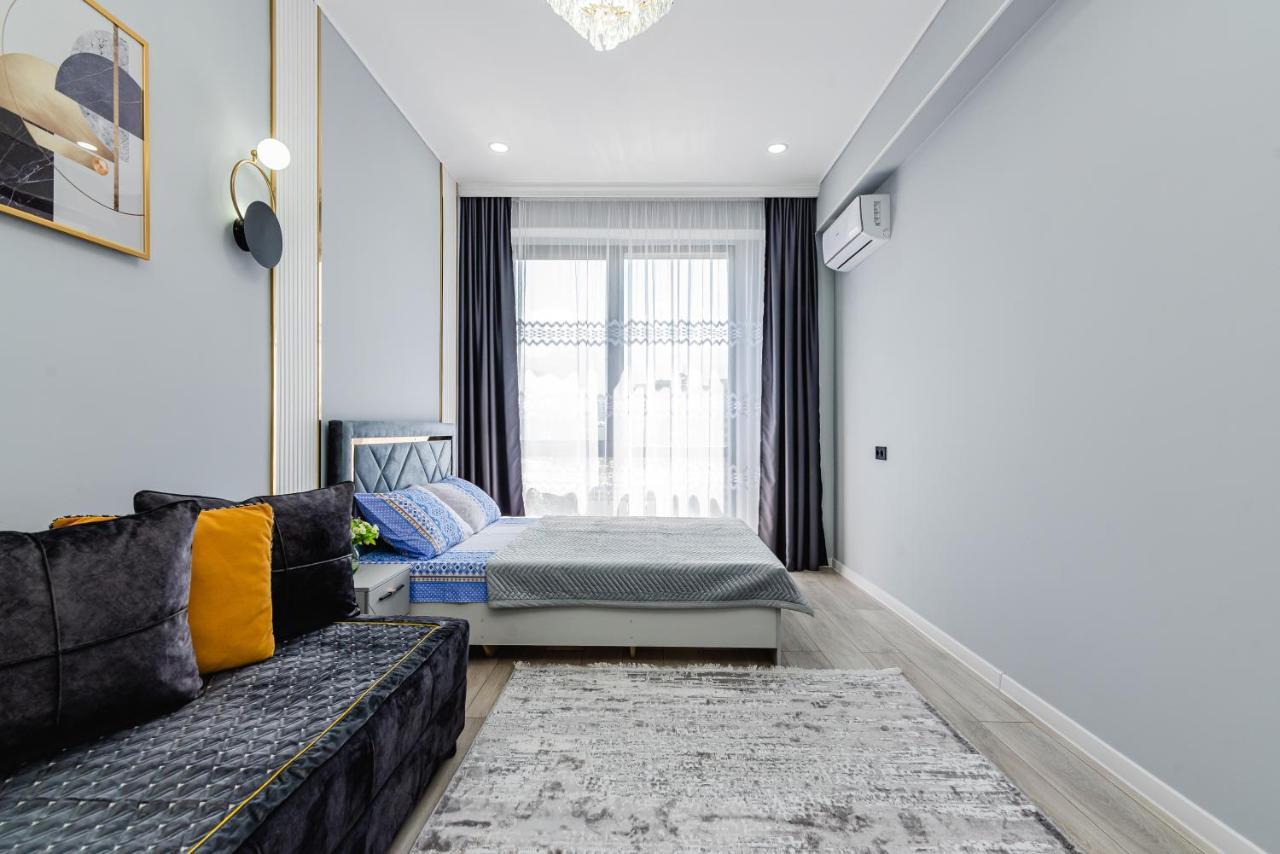 Heaven 10 Apartment Almaty Exterior photo